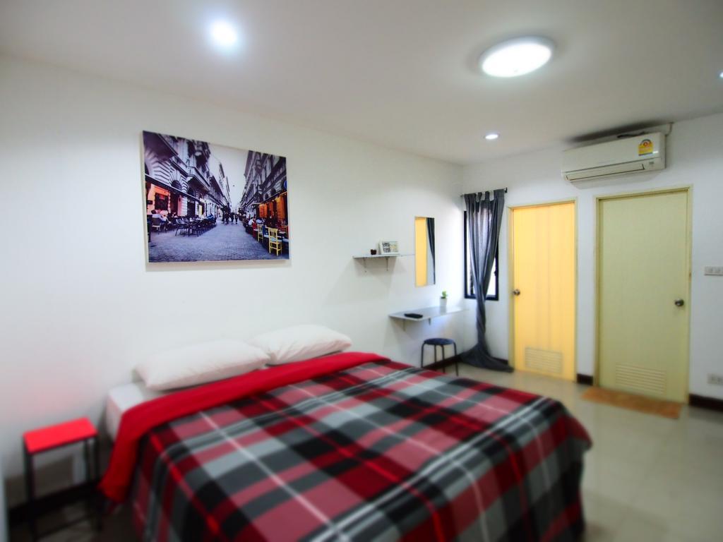 Banmeesukko Bed and Breakfast Phitsanulok Buitenkant foto